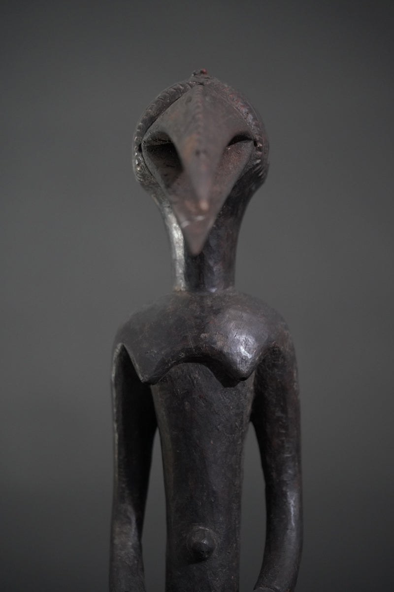 An anthropomorphic female Chamba sculpture