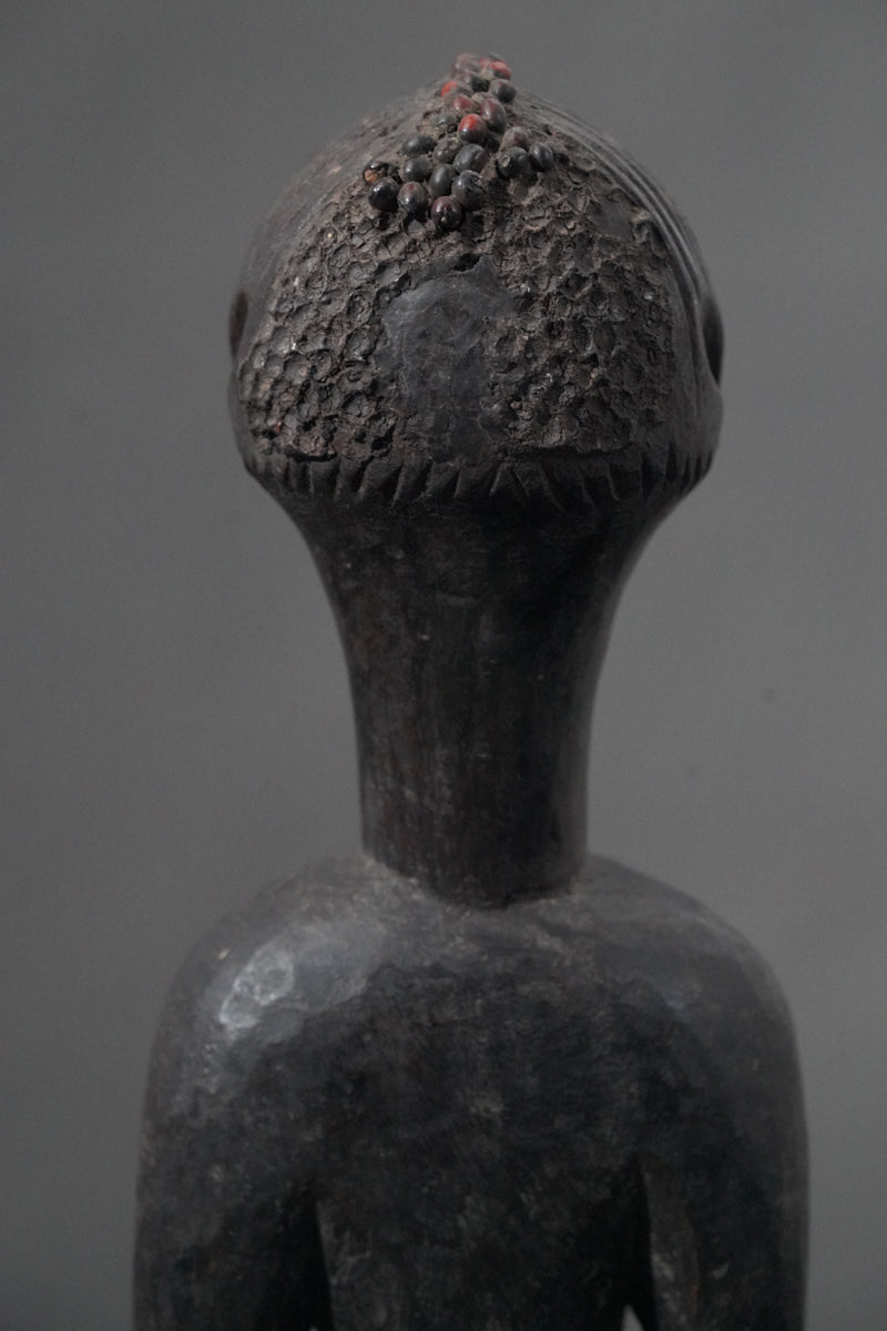 An anthropomorphic female Chamba sculpture