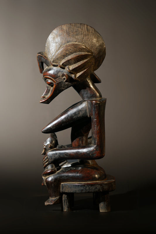 A remarkable Senufo maternity