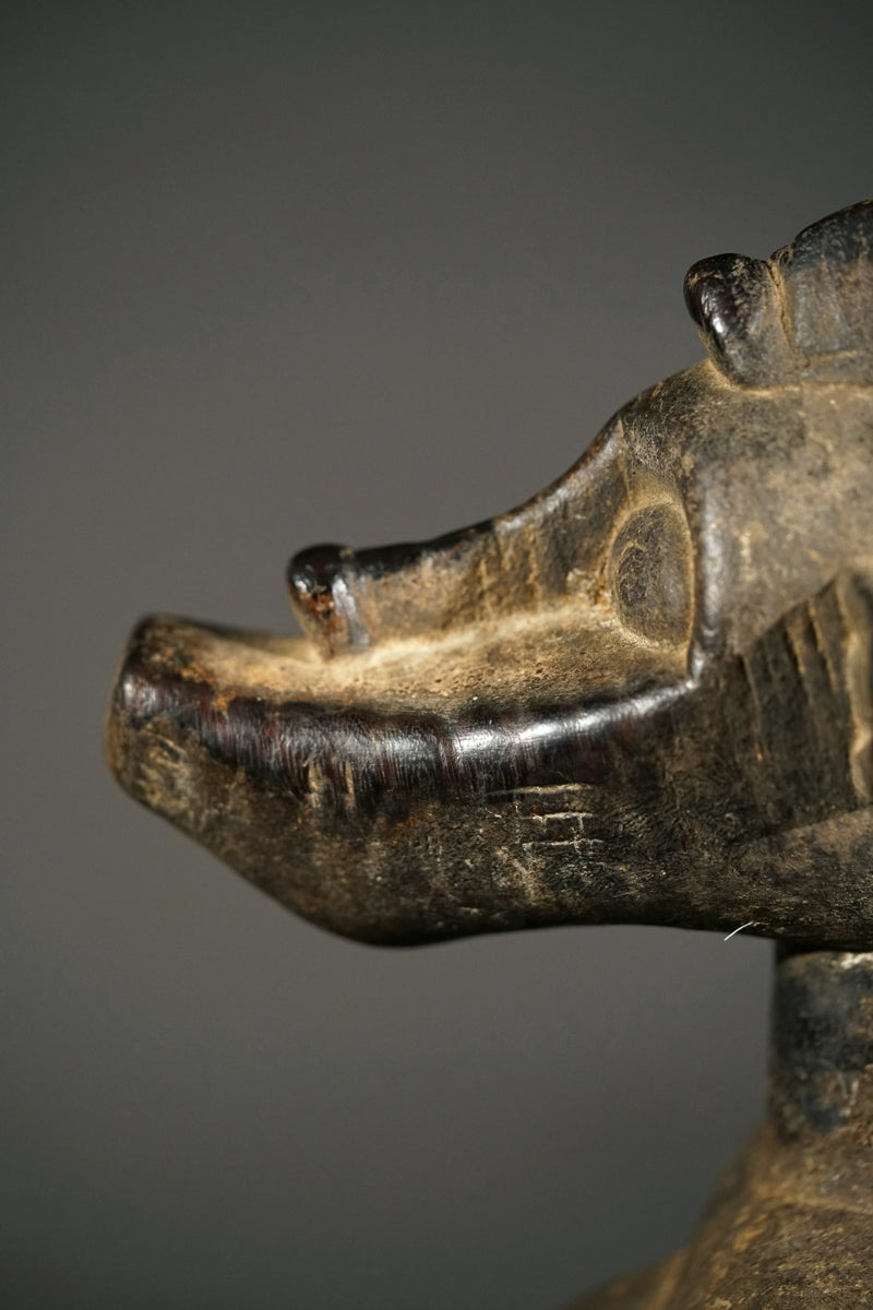 A female Senufo Rhytmpounder, called Deblé