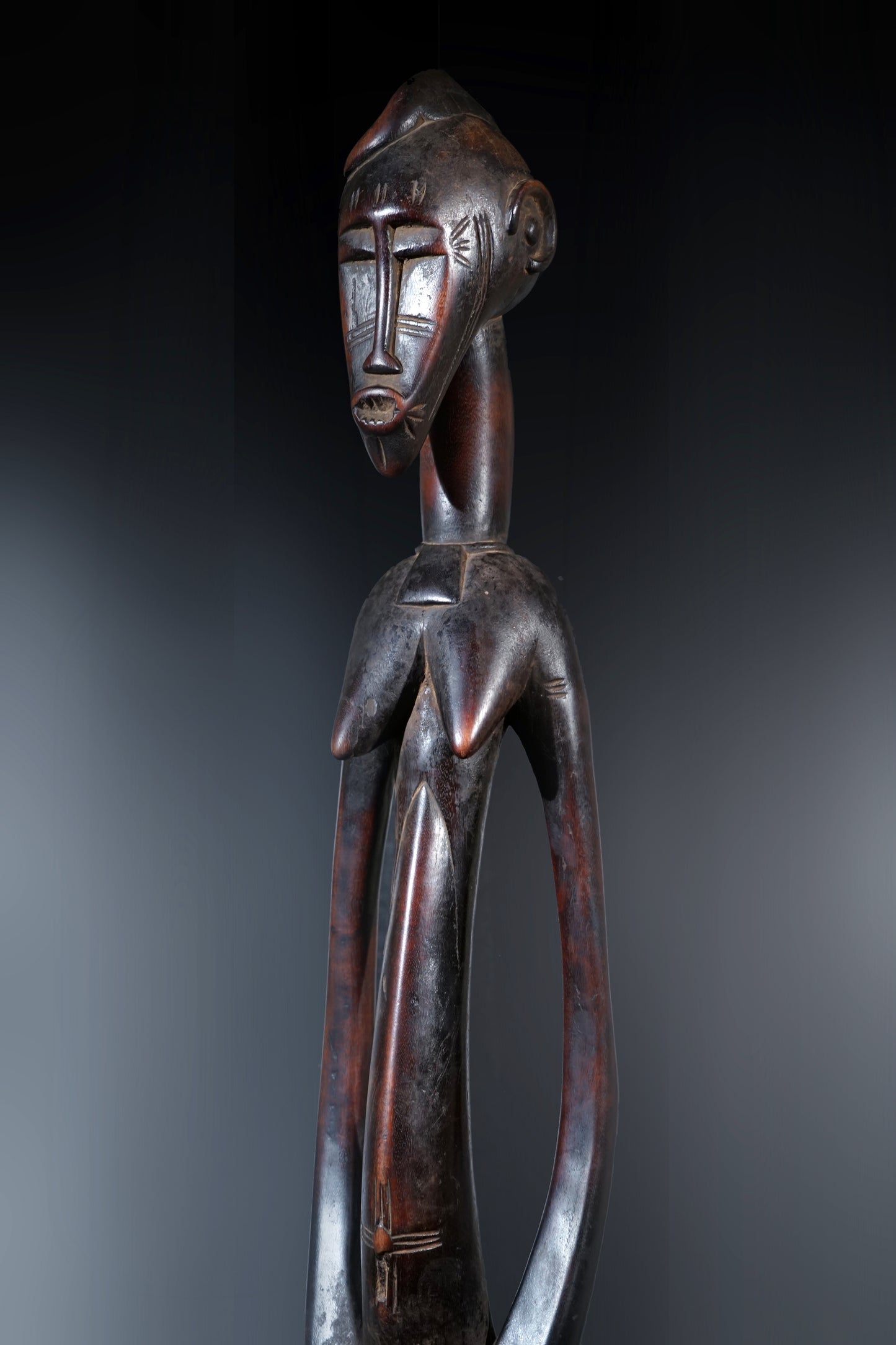 An exceptional female Senufo Rhytmpounder