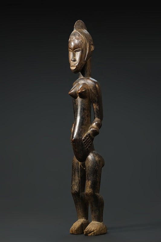 A rare female Guro sculpture