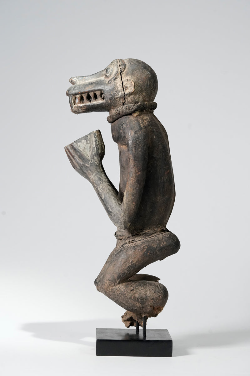 A fragmentary Baule monkey